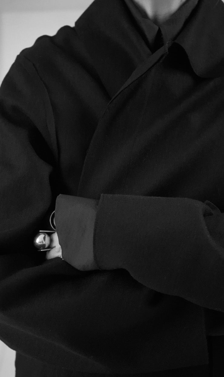 Ring with Ball