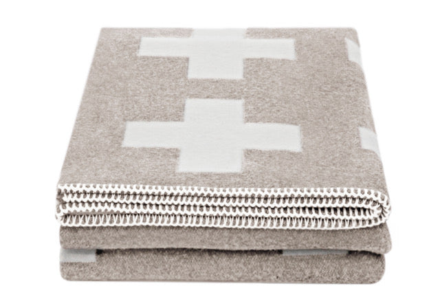 Crux Blanket Sand/Offwhite